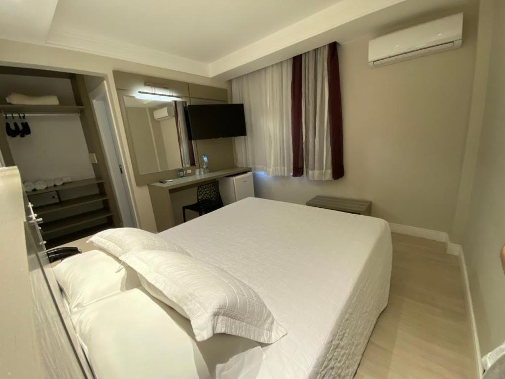 Hotel Marimar The Place 4*